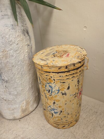 Coloured storage Tin-yellow/cream.