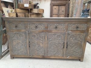 Sideboard/Cupboard.