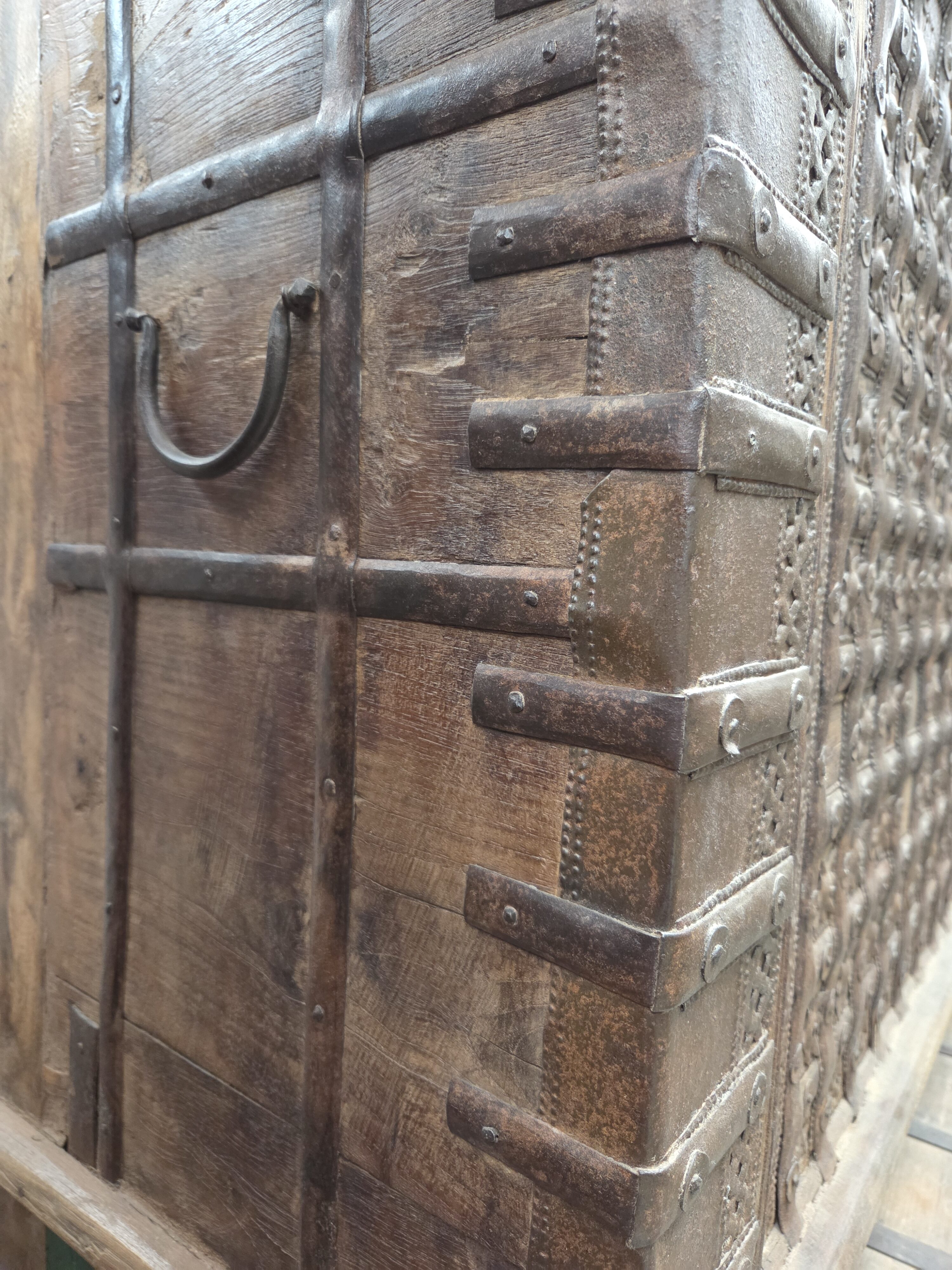 Vintage Pitara box. - Harmer Imports Vintage Pitara box. - Image 5