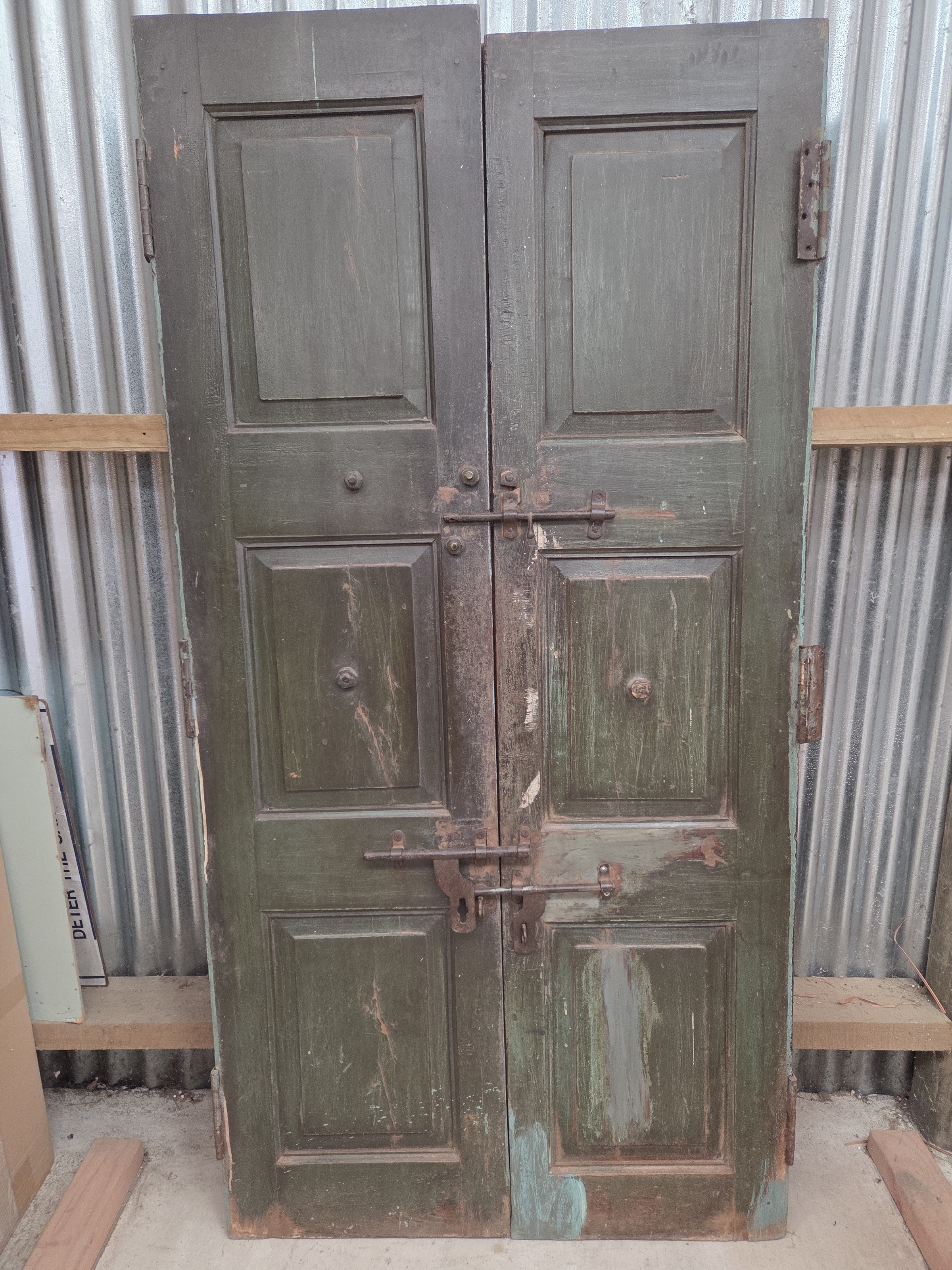 Vintage Door - no frame. - Harmer Imports Vintage Door - no frame. - Image 4